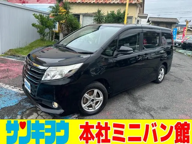 Toyota Noah 2015, 53 030 км