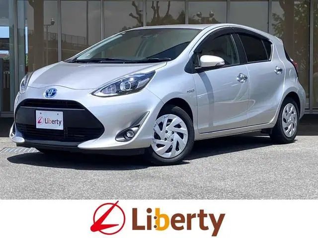 Toyota Aqua 2018, 33 367 км