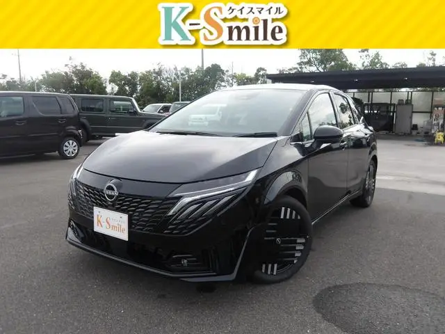 Nissan Aura 2025, новый