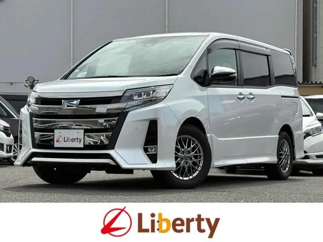 Toyota Noah 2021, 44 655 км