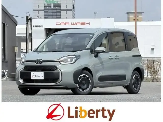 Toyota Sienta 2026, новый