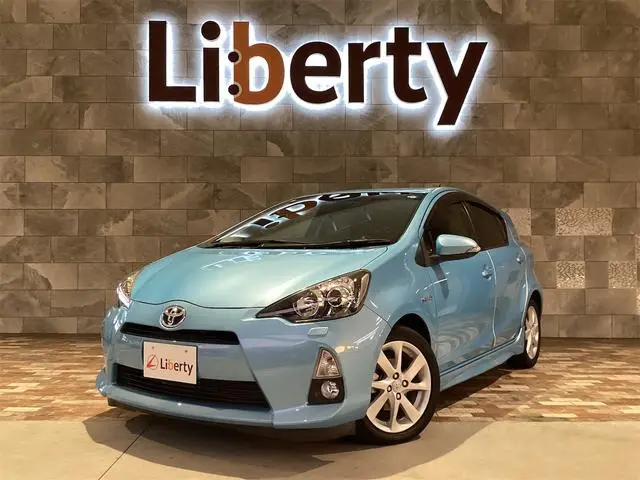 Toyota Aqua 2013, 37 713 км