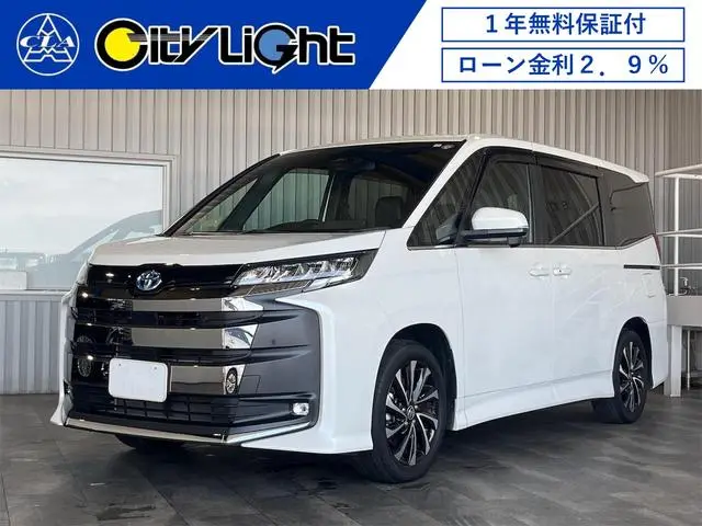 Toyota Noah 2023, 25 090 км