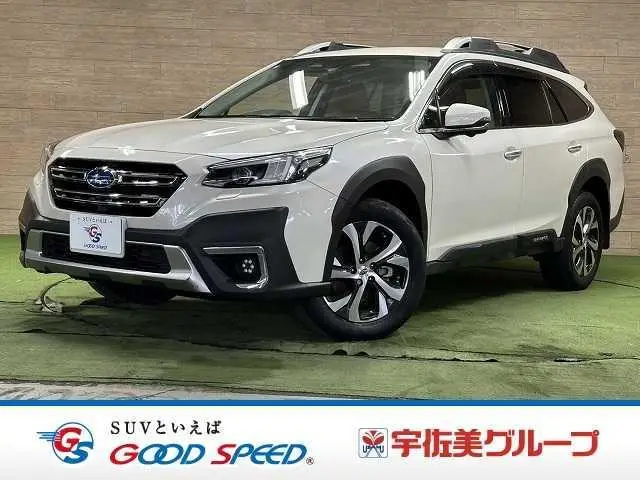 Subaru Legacy Outback 2022, 40 000 км