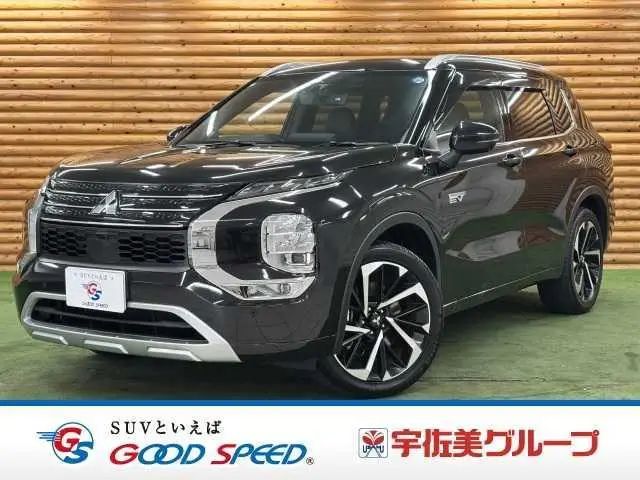 Mitsubishi Outlander Phev 2022, 43 000 км