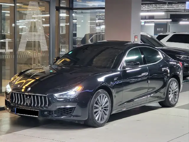 Maserati Ghibli 2013, 69 000 км