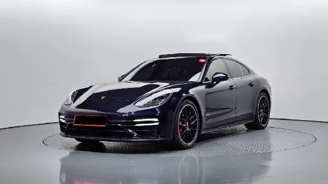 Porsche Panamera 2017, 19 710 км