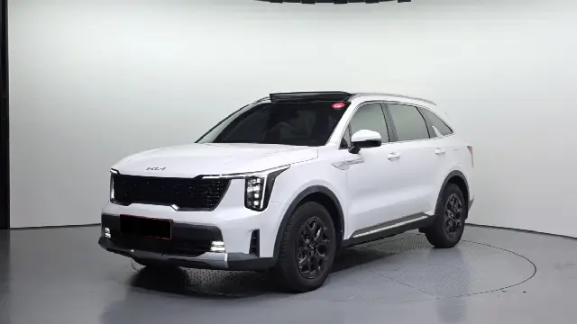 Kia Sorento 2023, 15 244 км