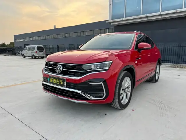 Volkswagen Tayron X 2020, 18 000 км