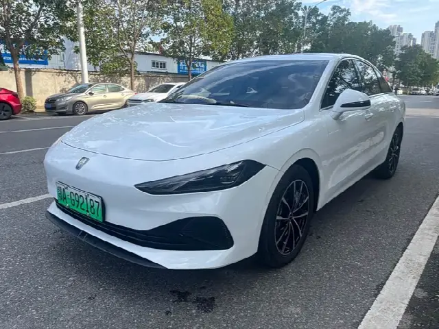 Roewe D7 2025, 6 000 км