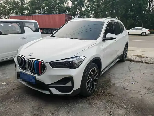 BMW X1 2022, 55 000 км
