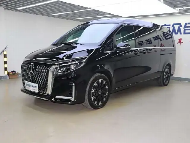 Mercedes-Benz V-Class 2024, новый