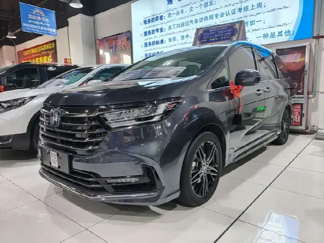 Honda Odyssey 2022, 49 000 км