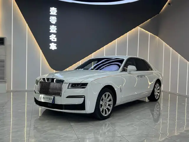 Rolls-Royce Ghost 2024, 10 000 км