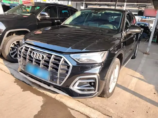 Audi Q5L 2022, 76 500 км