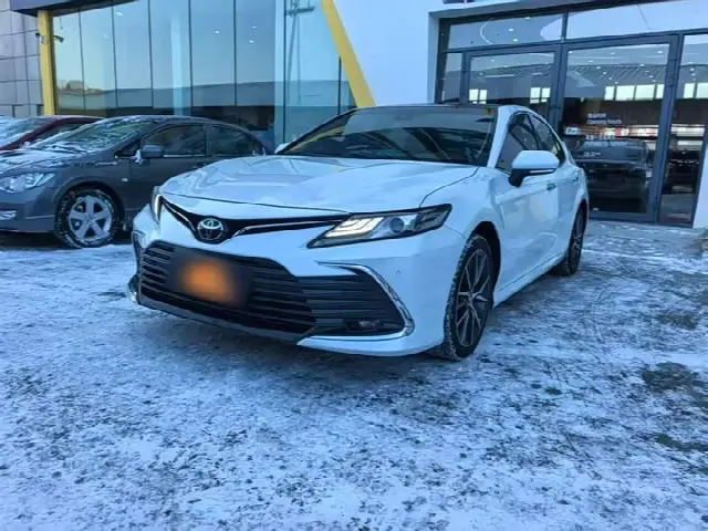 Toyota Camry 2021, 64 200 км