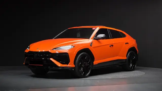 Lamborghini Urus 2018, новый