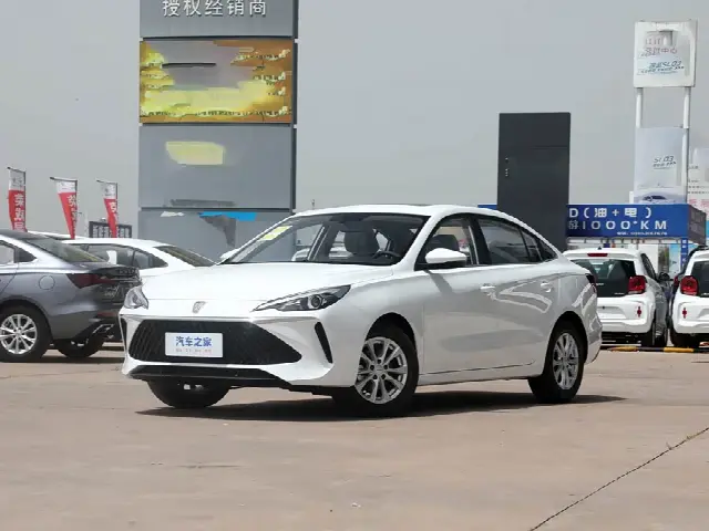 Roewe i5 2023, новый