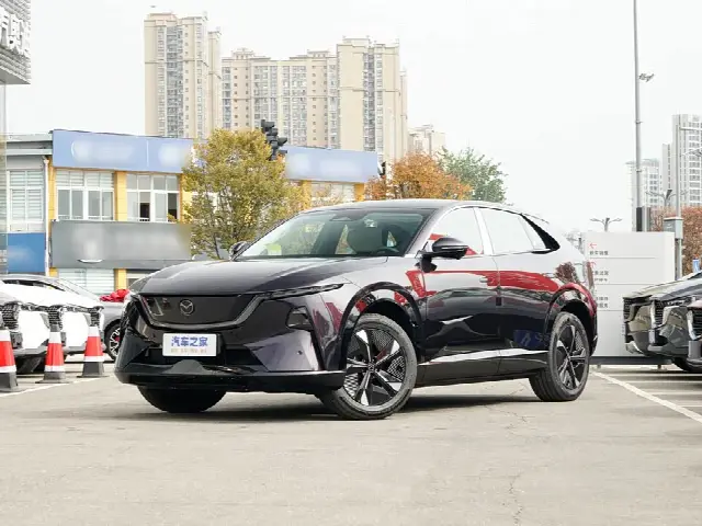 Mazda EZ-60 2025, новый