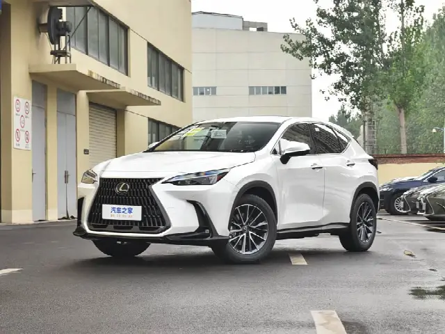 Lexus NX Hybrid 2025, новый