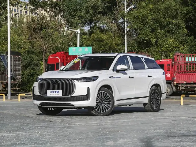 Chery Tiggo 9 Hybrid 2025, новый