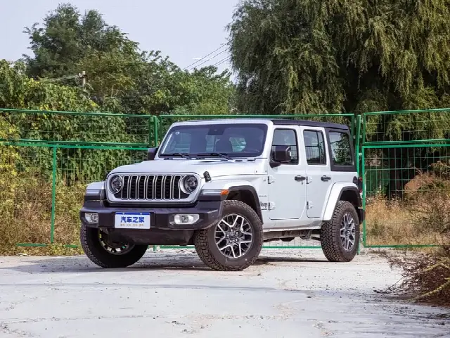 Jeep Wrangler 2024, новый