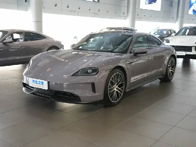 Porsche Taycan 2026, новый