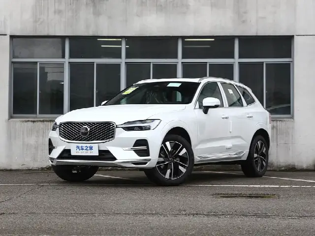 Volvo XC60 2026, новый