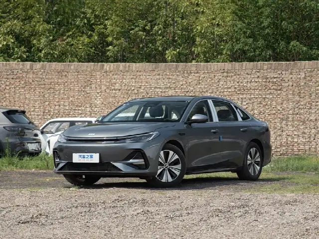 Geely Galaxy A7 2025, новый