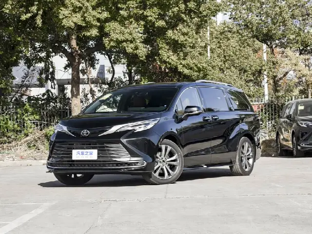 Toyota Sienna 2026, новый