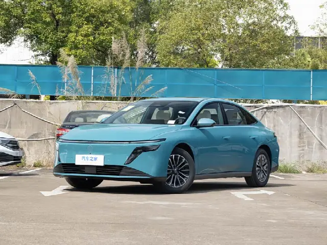 Nissan N6 2026, новый