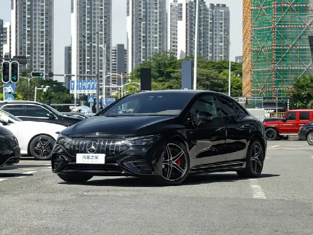 Mercedes-Benz EQE AMG 2023, новый