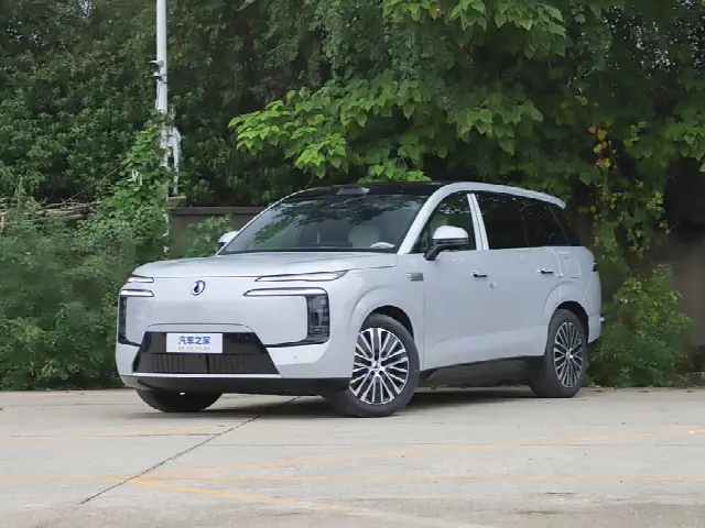Denza N8L 2025, новый