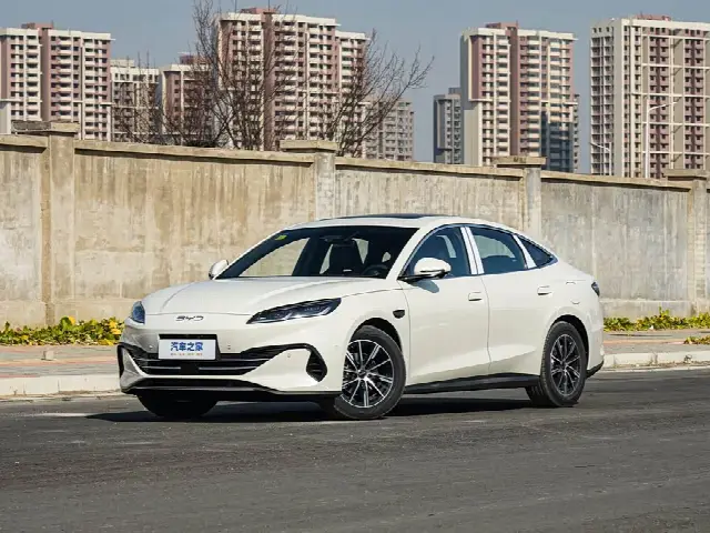 BYD Seal 06 Hybrid/EV 2025, новый