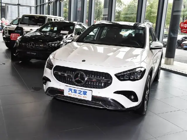 Mercedes-Benz GLA-Class 2025, новый
