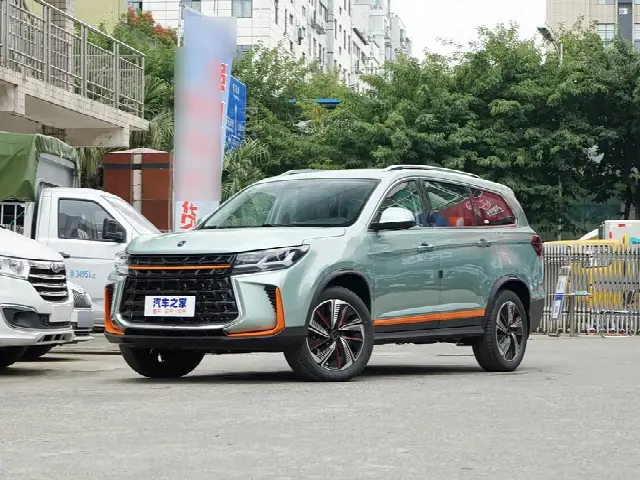 Dongfeng Forthing T5 2023, новый