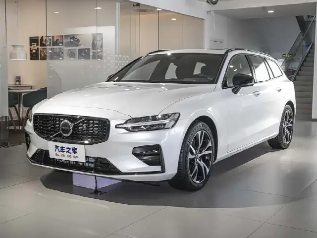Volvo V60 2025, новый