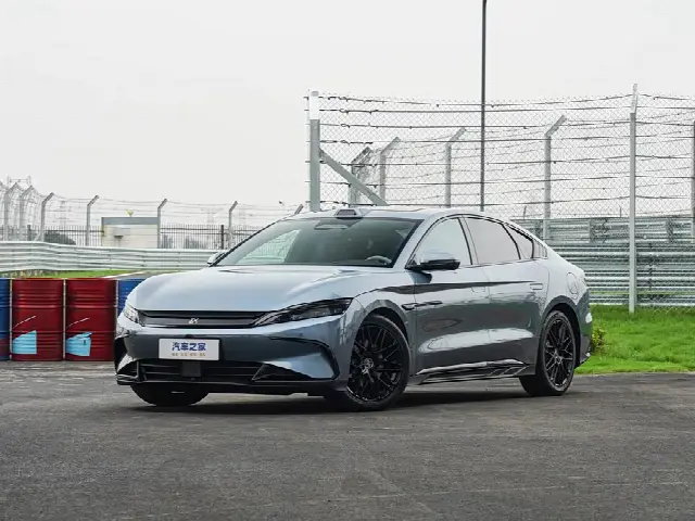 BYD Han 2025, новый