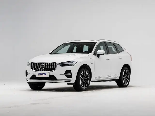 Volvo XC60 Hybrid 2026, новый