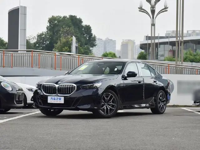 BMW 5 Series 2024, новый