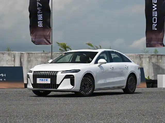 Roewe M7 DMH 2025, новый