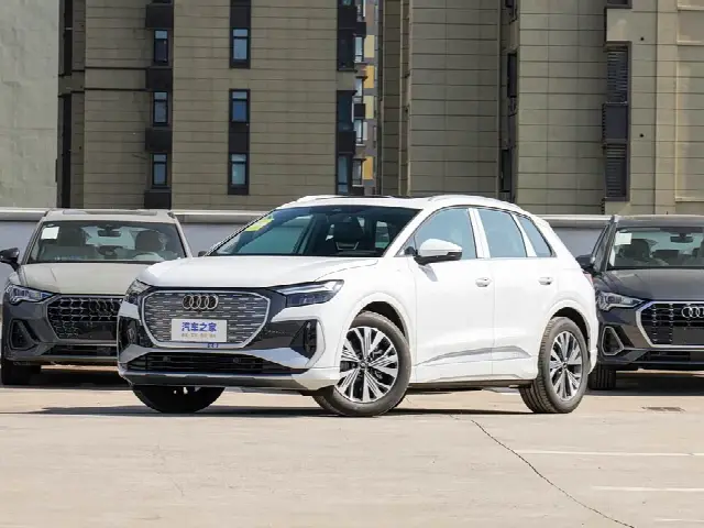 Audi Q4 e-tron 2024, новый