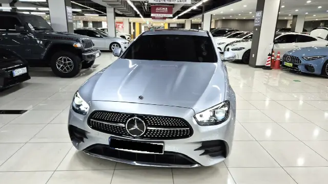 Mercedes-Benz E-Class 2016, 29 320 км