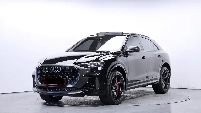 Audi RS Q8 2020, 17 956 км