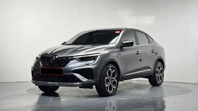 Renault Arkana 2024, 3 905 км