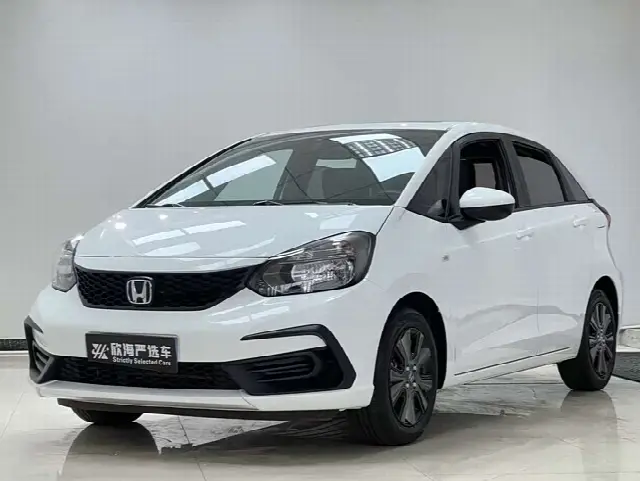 Honda Fit 2022, 24 200 км