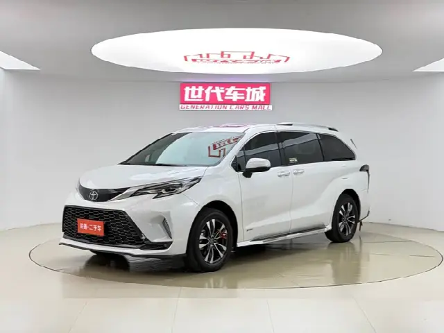 Toyota Granvia 2024, 34 000 км