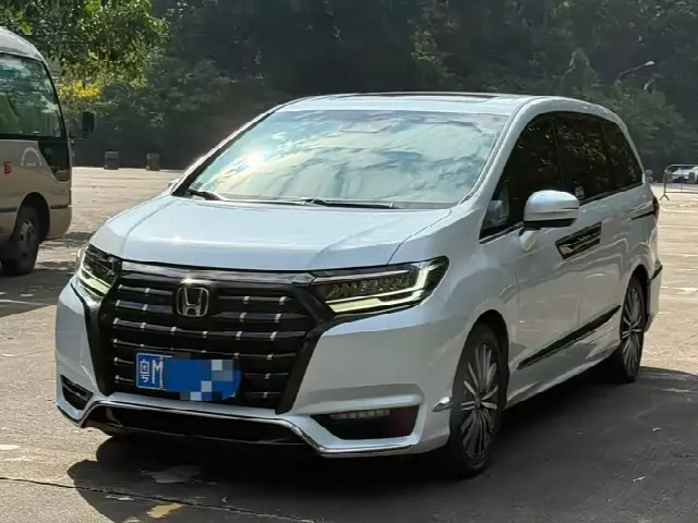 Honda Elysion 2024, 31 000 км