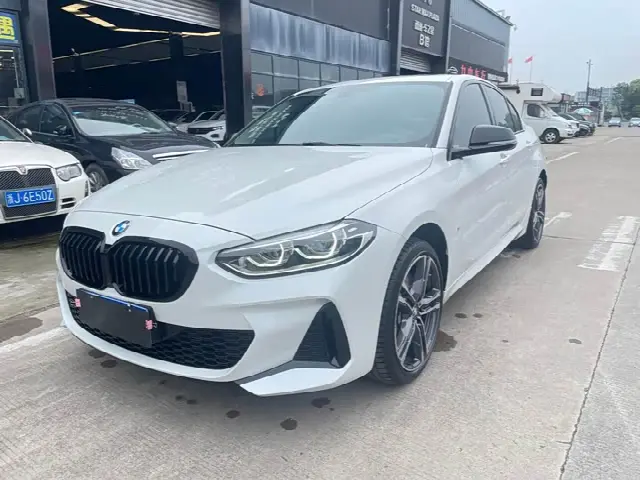BMW 1 Series 2022, 41 000 км