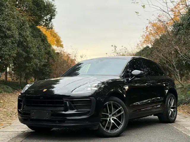 Porsche Macan 2023, 41 000 км